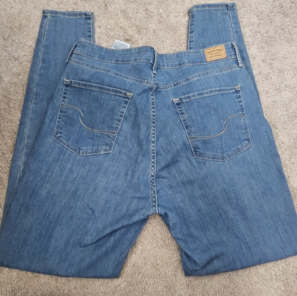 Signature Levi Strauss High Rise Skinny
